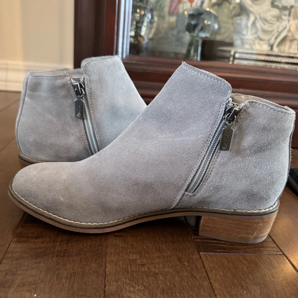 Blondo Gray Liam Waterproof Suede Leather Ankle Boots - Picture 9 of 16